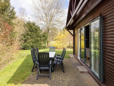 Holiday park Bungalow in Veluwe near Harderwijk - Outdoor photo 2