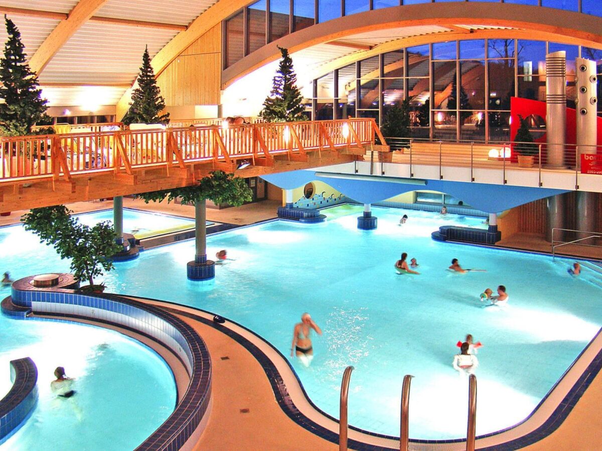 Holiday park Ferienhaus in Wernigerode mit Innenpool - Outdoor photo 3