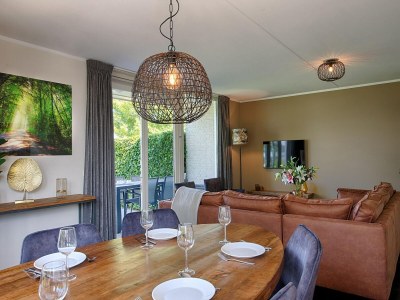 Holiday park Villa with Lake Views - Features photo 8