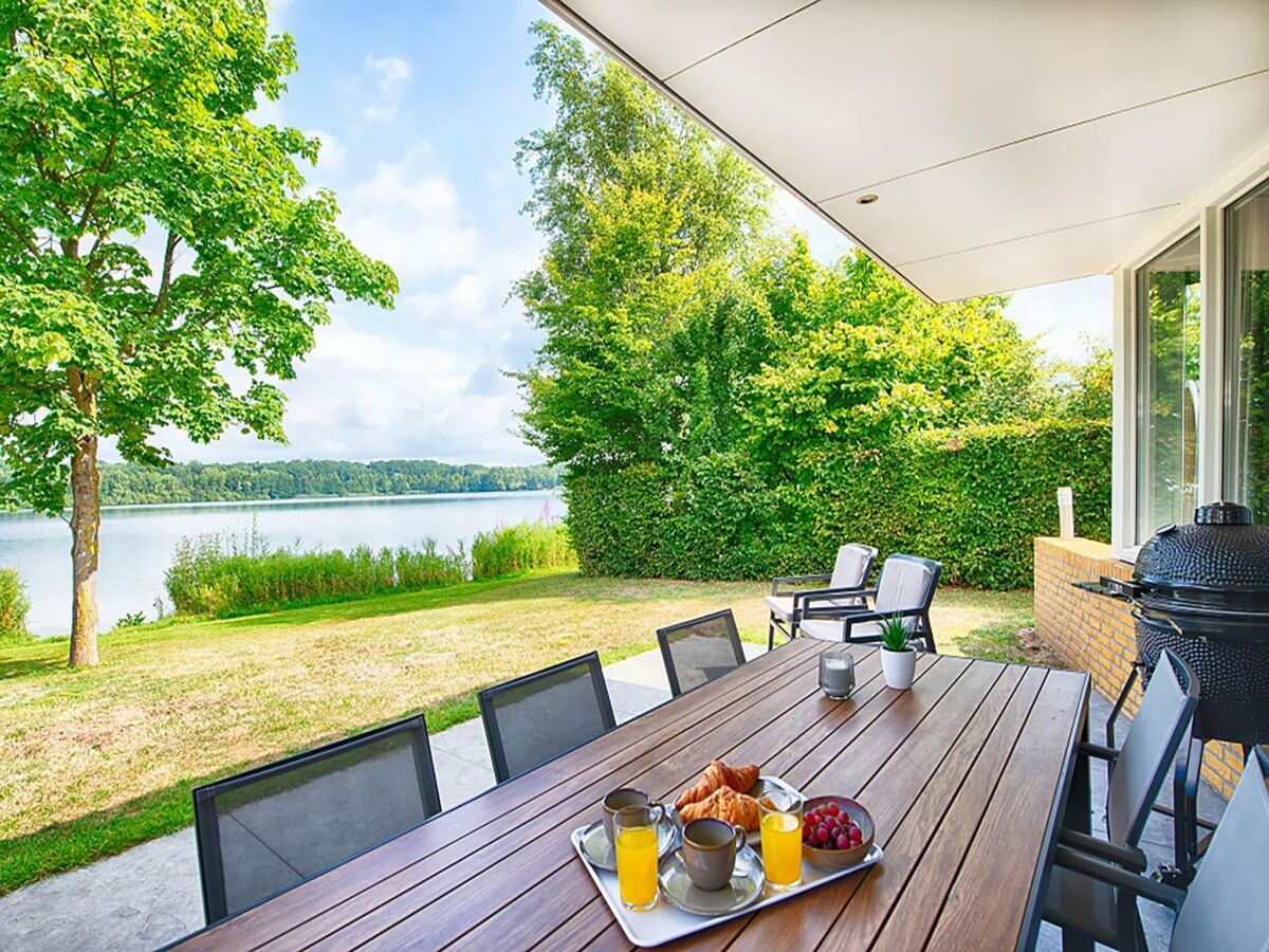 Holiday park Villa on a beautiful resort with sauna and view - Outdoor photo 5