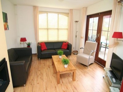 Holiday park Chalet in Texel near Dunes & Water - Features photo 12