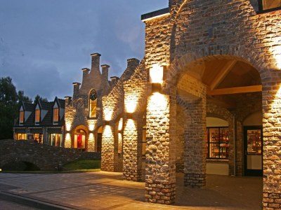 Holiday park Chalet in Texel by the Dunes & Water - Outdoor photo 4
