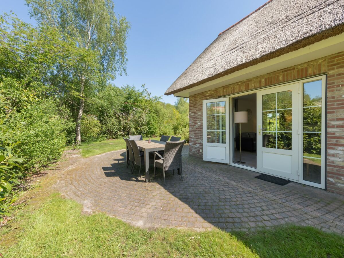 Holiday park Reetgedeckte Villa im Nationalpark - Outdoor photo 2