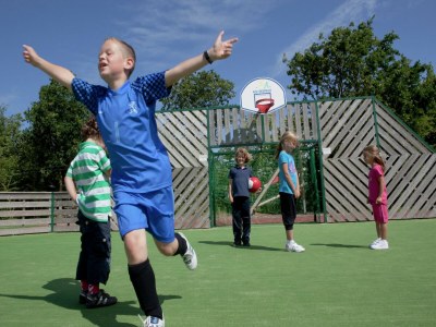 Holiday park Modernes Chalet mit Geschirrspüler auf Texel - Outdoor photo 34