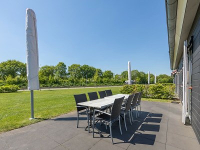 Holiday park Luxury villa with shared pool - Outdoor photo 2