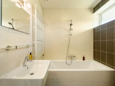 Holiday park Luxury villa with shared pool - Features photo 6