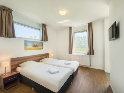 Holiday park Luxury villa with shared pool - Features photo 7