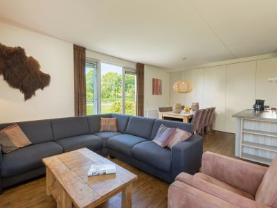 Holiday park Luxury villa with shared pool - Features photo 8