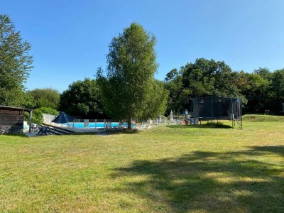 Holiday park Ferienhaus in Saint-Léonard mit Pool - Outdoor photo 11