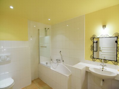 Holiday park Ferienhaus in Saint-Léonard mit Pool - Features photo 19