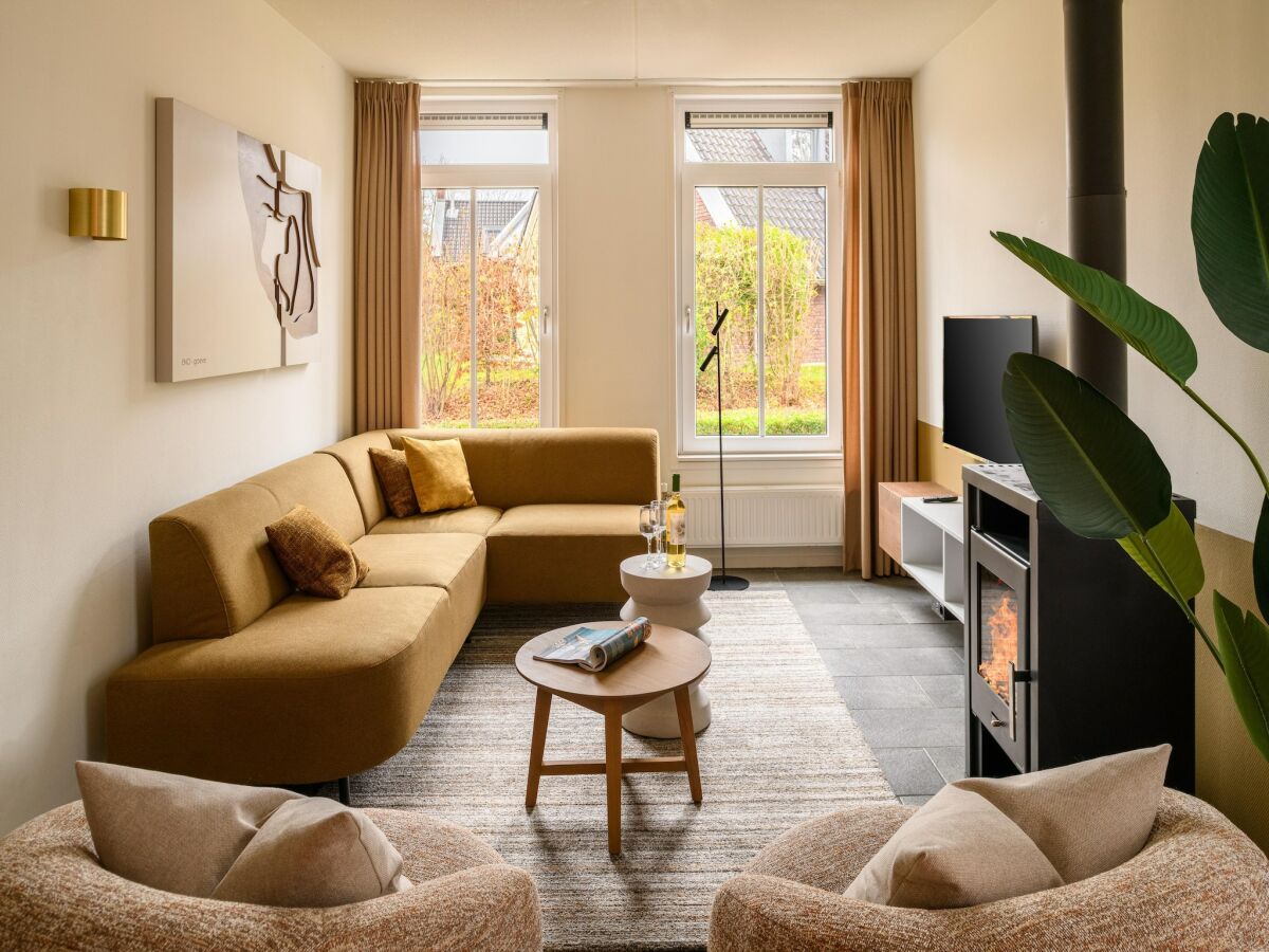 Holiday park Spacious Retreat w/ Garden - Features photo 3