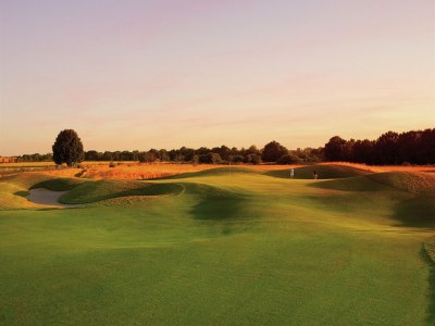 Holiday park Spacious Retreat w/ Garden - Environment photo 28