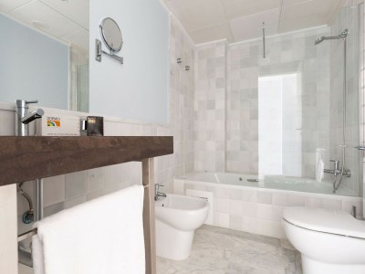 Holiday park Apartment mit Terrasse und Meerblick - Features photo 18