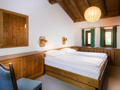 Holiday park Apartment in Matrei with ski storage - Features photo 12