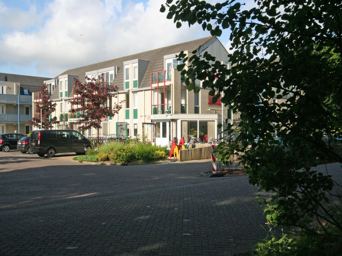 Holiday park Texel Escape with Balcony - Outdoor photo 2