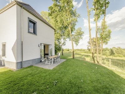 Holiday park Villa in Maastricht mit großem Garten - Outdoor photo 2