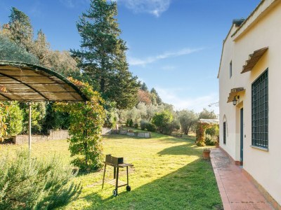 Holiday park Holiday Home with Vineyard Vibes - Outdoor photo 12