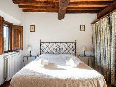 Holiday park Wine Tastings, Hills and Tuscan home - Features photo 16