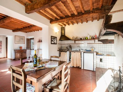 Holiday park Wine Tastings, Hills and Tuscan home - Features photo 21