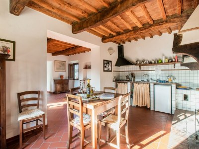 Holiday park Wine Tastings, Hills and Tuscan home - Features photo 33