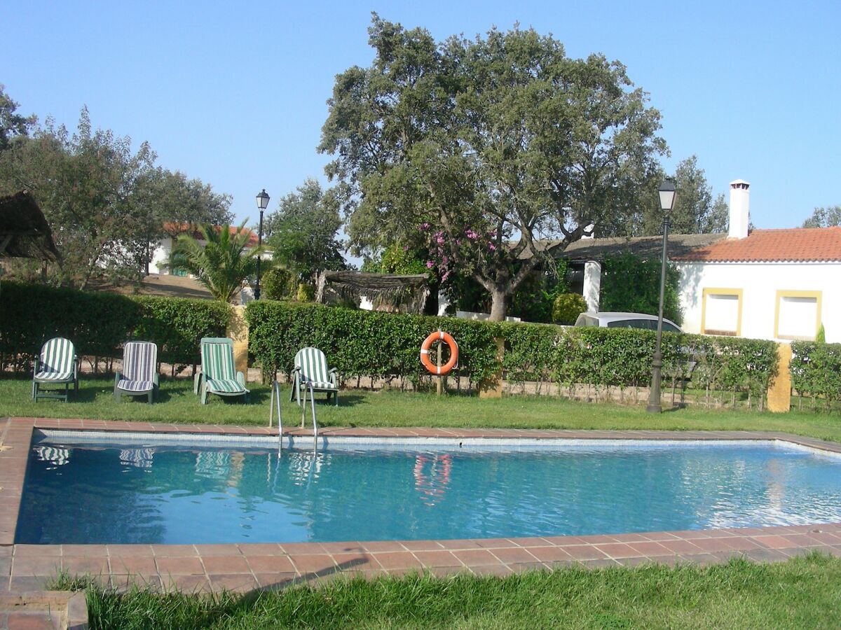 Holiday park Holiday Home in Tajo Reserve with Pool - Outdoor photo 2