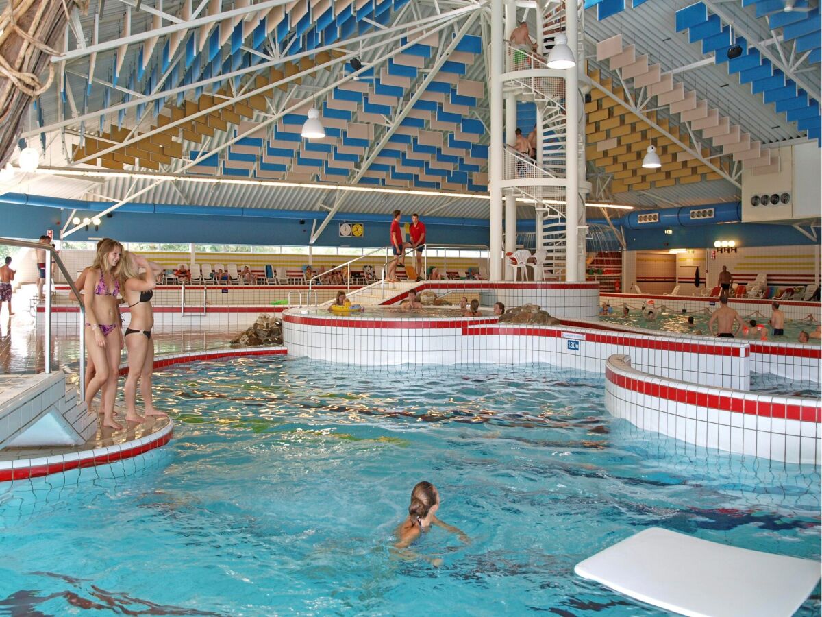 Holiday park Bungalow near Texel Coast with Garden - Outdoor photo 5