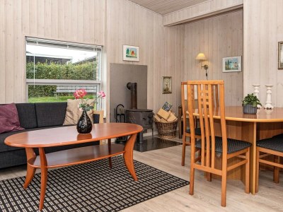 Holiday house 4 person holiday home in Rønde-By Traum - Outdoor photo 12