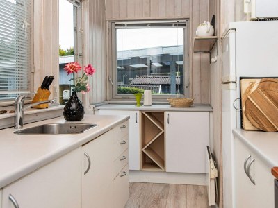 Holiday house 4 person holiday home in Rønde-By Traum - Outdoor photo 14