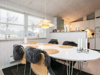 Holiday house Gemutliches Kustenhaus in Blokhus-By Traum - Outdoor photo 25