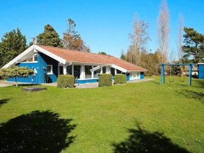 Holiday house 12 Personen Ferienhaus in Væggerløse - Outdoor photo 2