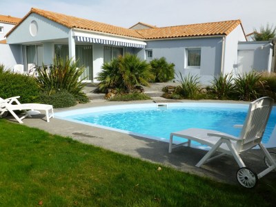 Holiday park Villa in France with Private Heated Pool - Outdoor photo 7