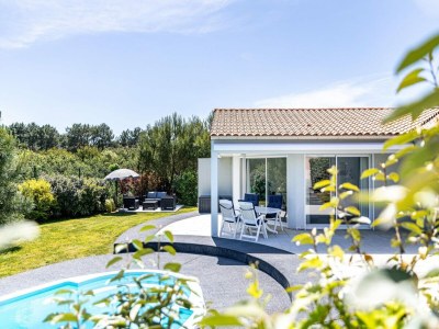 Holiday park Villa in France with Private Heated Pool - Outdoor photo 29
