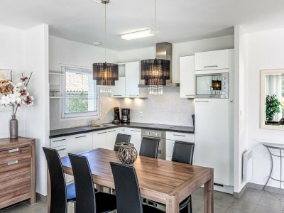 Holiday park Villa in France with Private Heated Pool - Outdoor photo 33