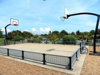 Holiday park Villa in France with Private Heated Pool - Outdoor photo 37