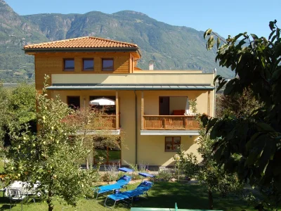 Apartment Aronia in Tscherms - Apartment