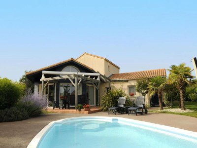 Holiday park Villa in Frankreich mit Pool und Garten - Outdoor photo 30