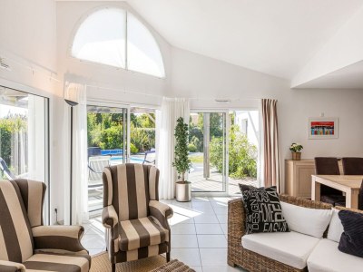 Holiday park Villa in Frankreich mit Pool und Garten - Outdoor photo 37