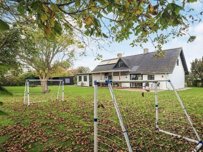 Holiday house Cozy Vacation home with hot tub - Outdoor photo 49