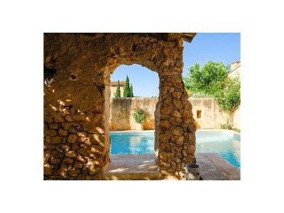 Holiday house Atypical property in an ochre village - 914 RUS in Rustrel - Holiday house