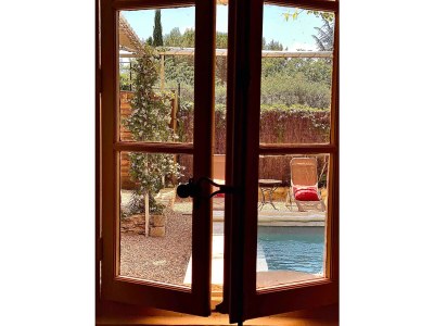 Cottage Quiet cottage with heated pool - 401 SAT - Features photo 11