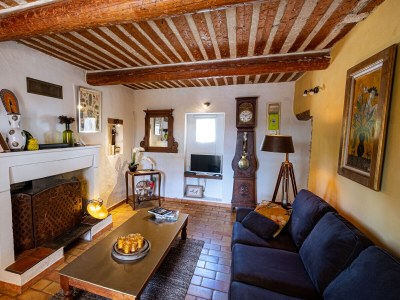 Cottage Quiet cottage with heated pool - 401 SAT - Features photo 12