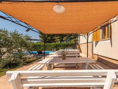 Holiday house Holiday house Tina with jacuzzi and pool - Outdoor photo 17