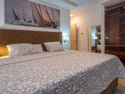 Villa Luxury Villa Michele with heated pool - Features photo 38