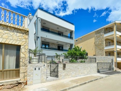 Villa Modern Villa Futura with pool - Outdoor photo 9