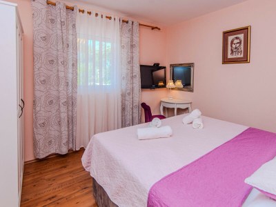 Villa Rustical Villa VERDE with pool - Features photo 31