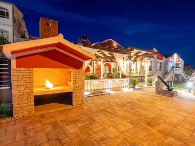 Villa XXXL Villa Ancora with heated pool - Outdoor photo 13