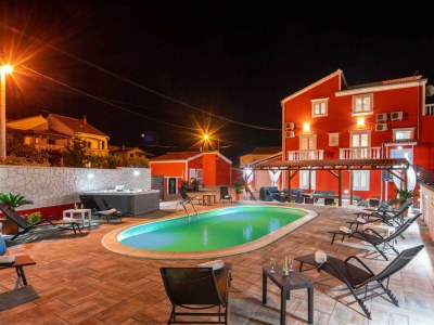 Villa XXXL Villa Ancora with heated pool - Outdoor photo 20