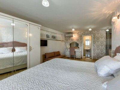 Villa Villa Azzurro with jacuzzi and pool - Features photo 45