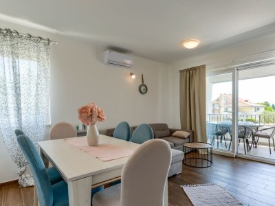 Villa Villa Azzurro with jacuzzi and pool - Features photo 93