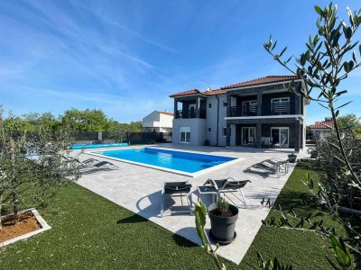 Villa Ela with heated pool in Zadar - Villa